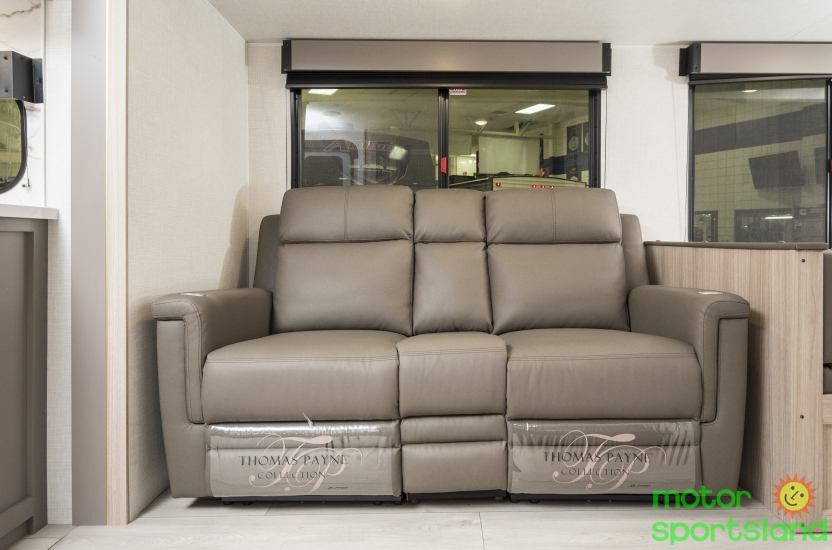Sportsmen 241RKSE — living dinette