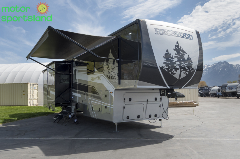 Redwood 401LK — awning