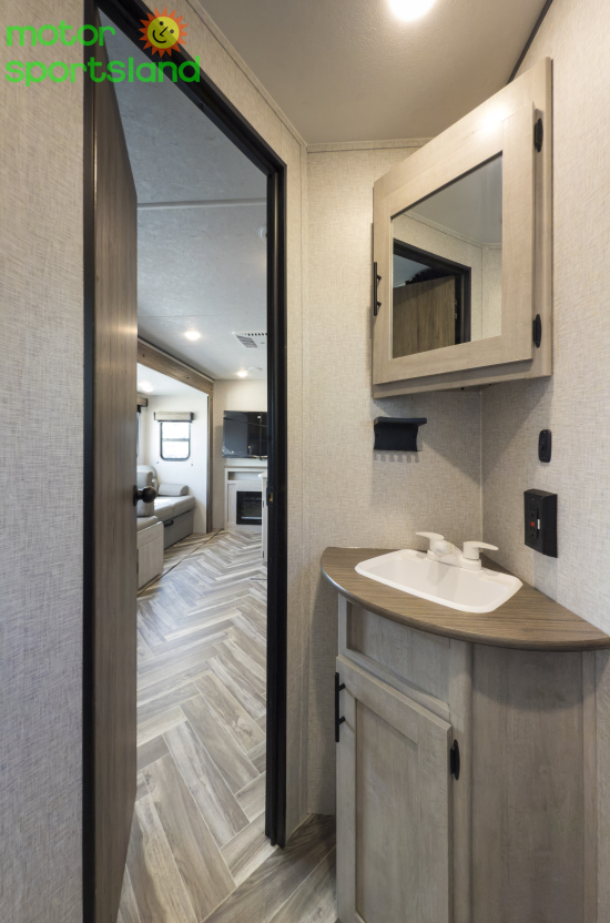Zinger 270BH — bathroom