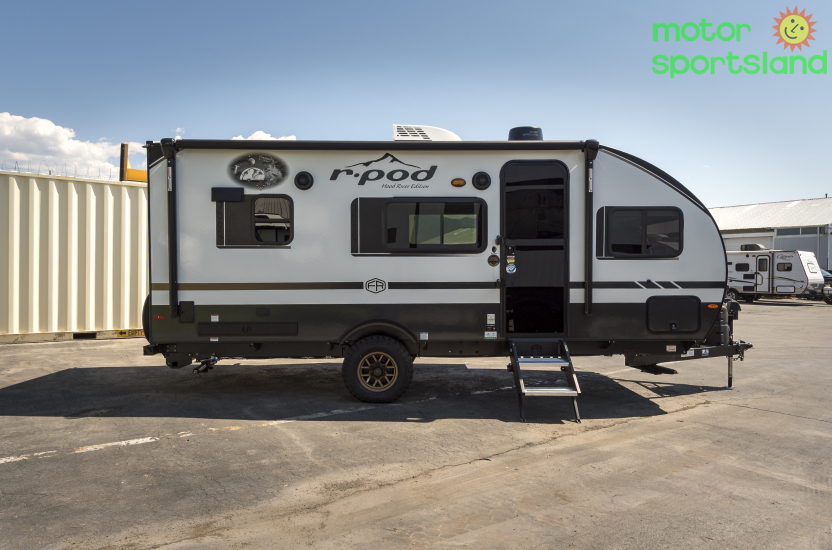 R-POD 185 — exterior side
