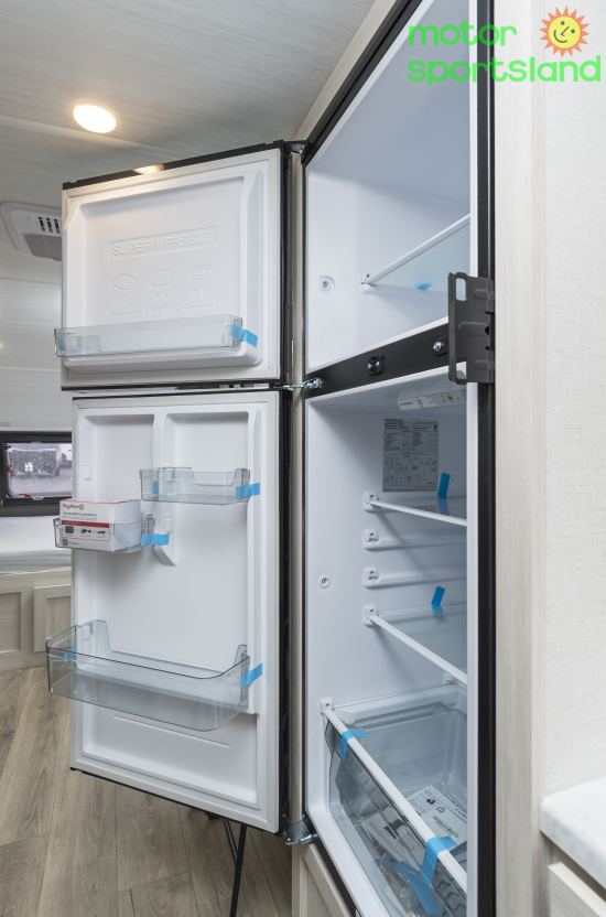 R-POD 185 — refrigerator