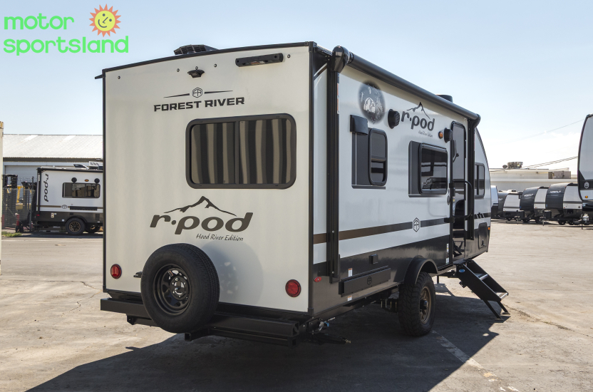 R-POD 185 — exterior rear