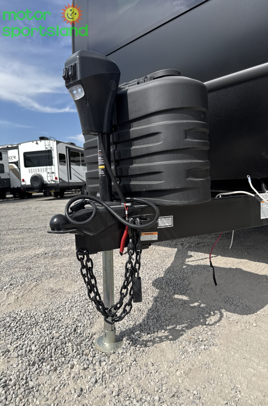 Thrive 24RKS — tongue jack