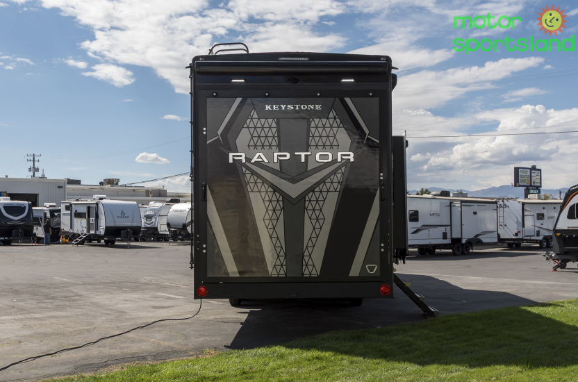 Raptor 430 — exterior rear