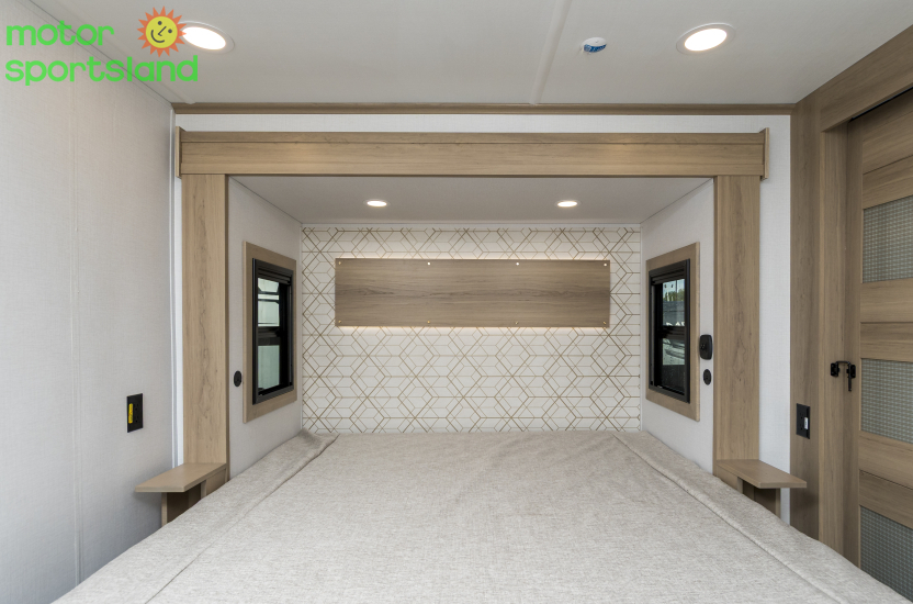 Raptor 430 — bedroom