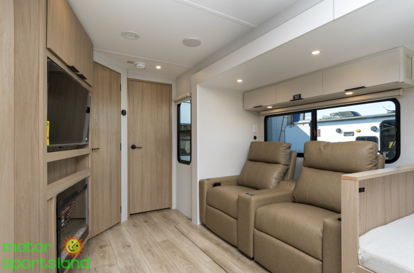 Thrive 26FKD — living dinette
