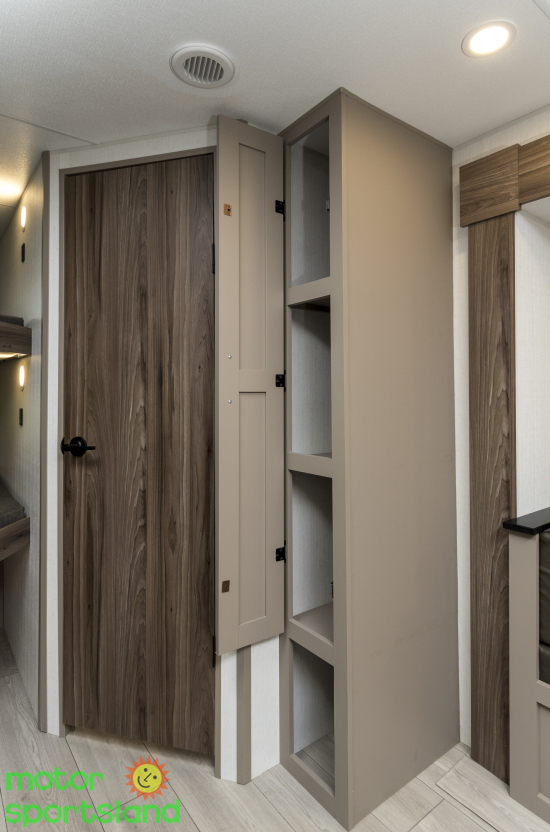 Connect 241BHKSE — closet storage