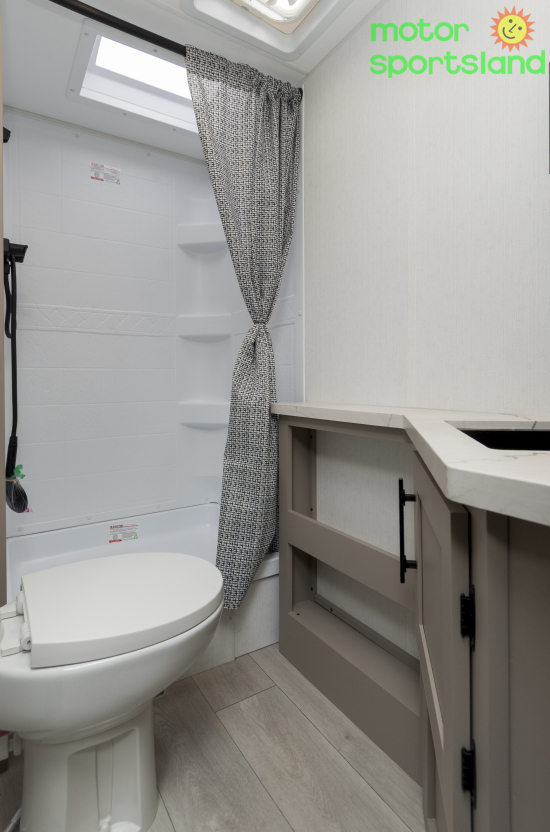 Connect 241BHKSE — bathroom