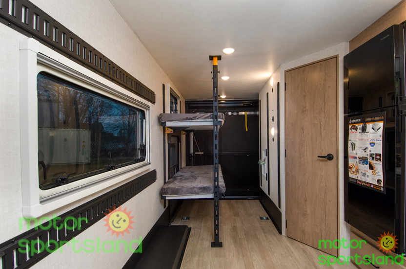 Overland 240TKR — bunk