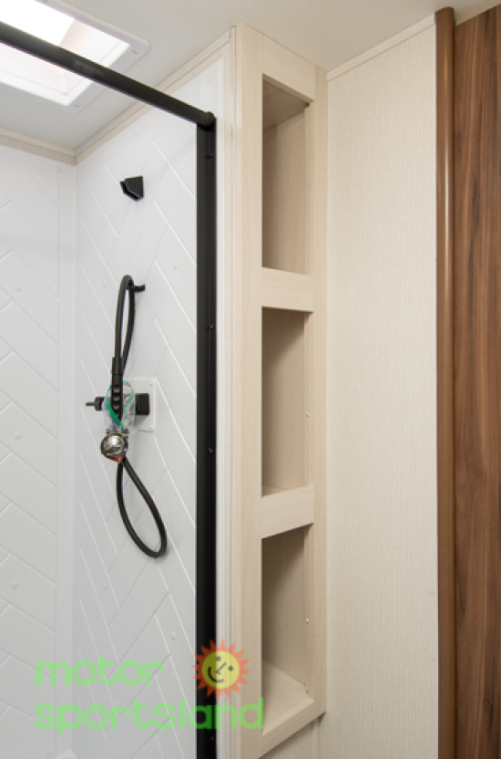 Access 24RB — bathroom