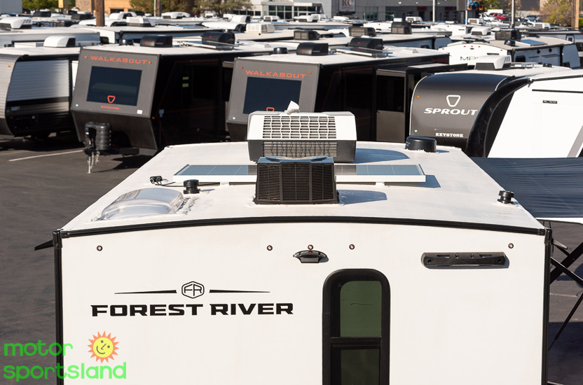 R-POD 197 — roof solar