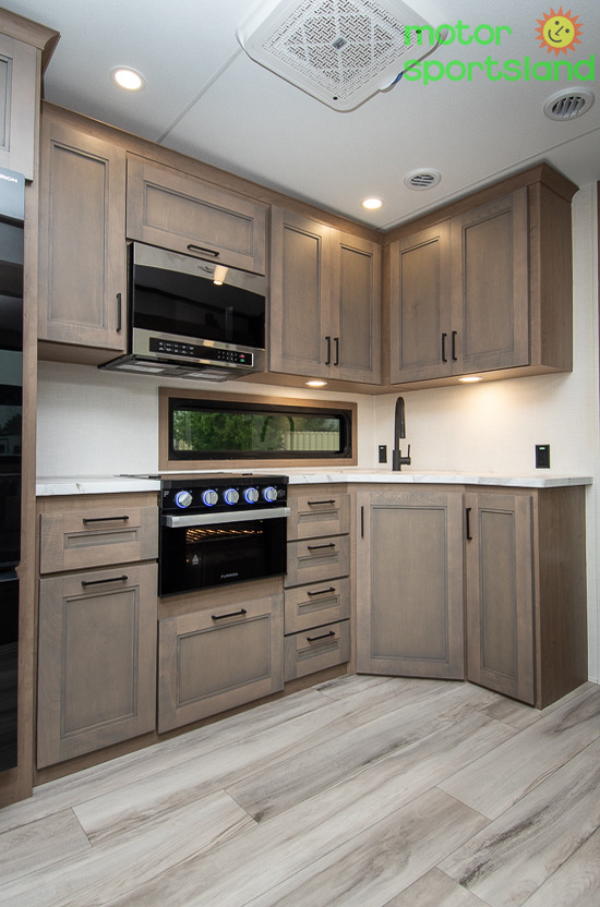 Durango 286BHD — kitchen