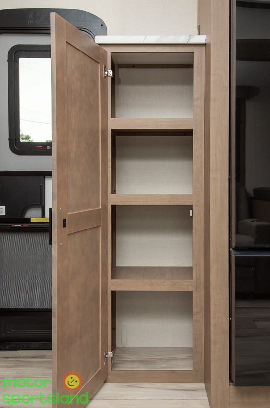 Durango 286BHD — closet storage