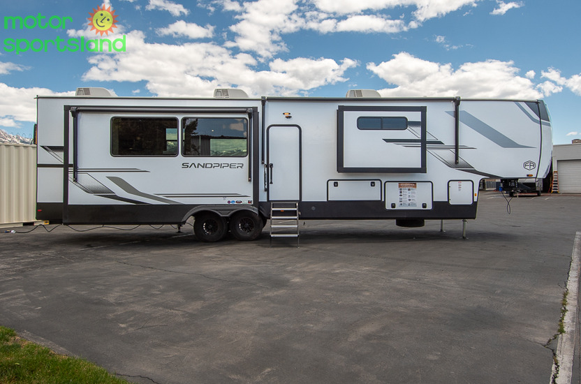 Sandpiper 3800RK — exterior side