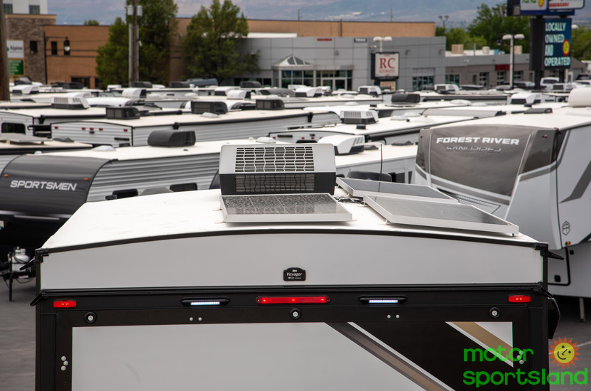 Stealth 2215 — roof solar