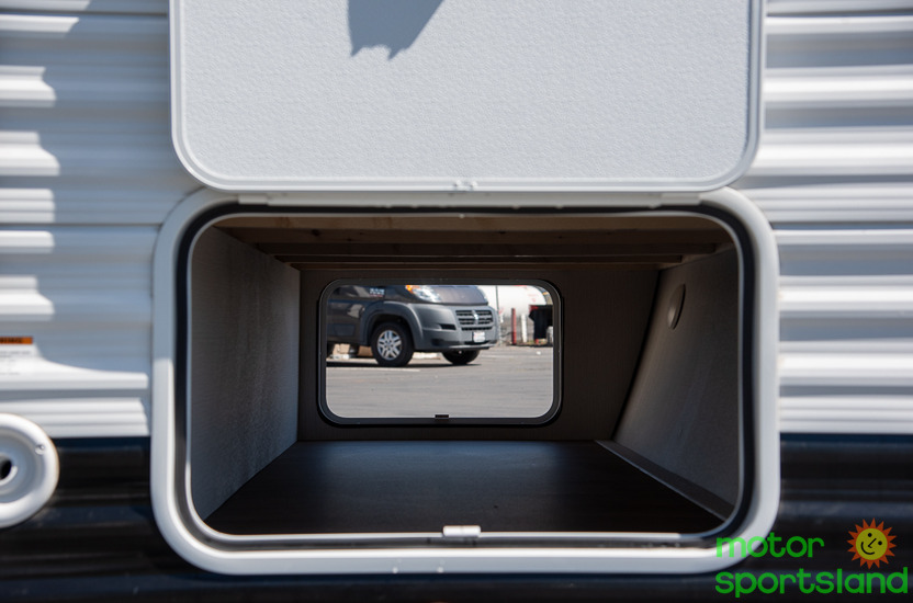 Access 18DBH — pass through storage