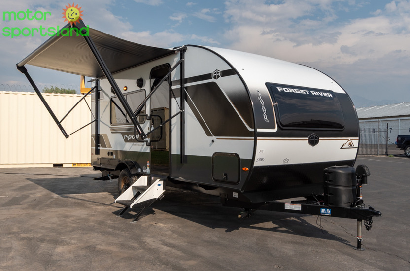 R-POD 192 — awning