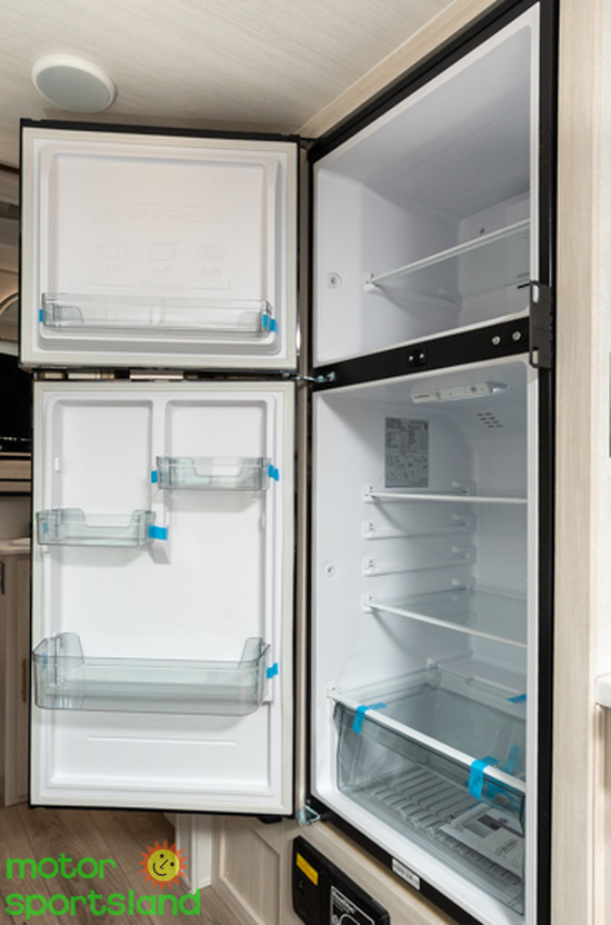 R-POD 192 — refrigerator