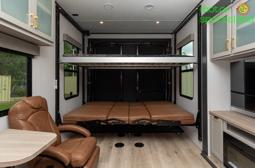 Stealth 2800 — bedroom