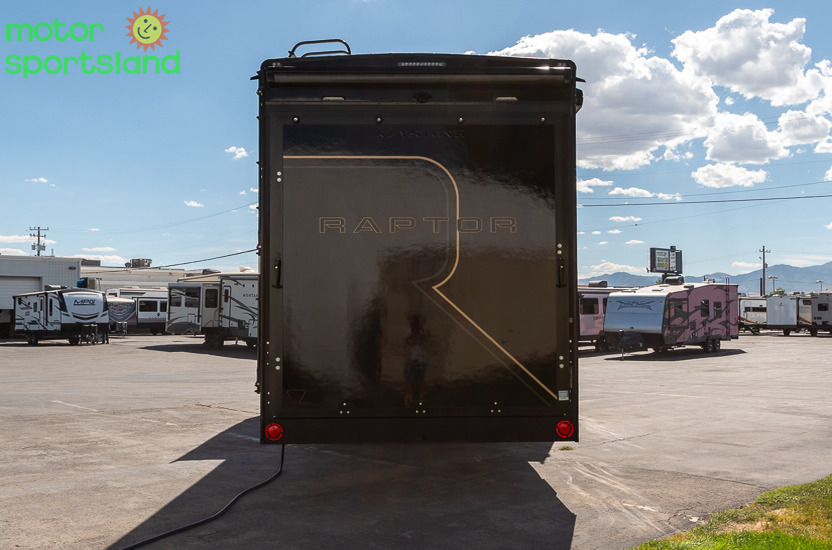 Raptor 441 — exterior rear