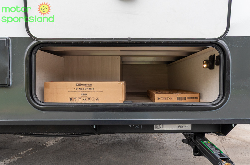 R-POD 190 — pass through storage