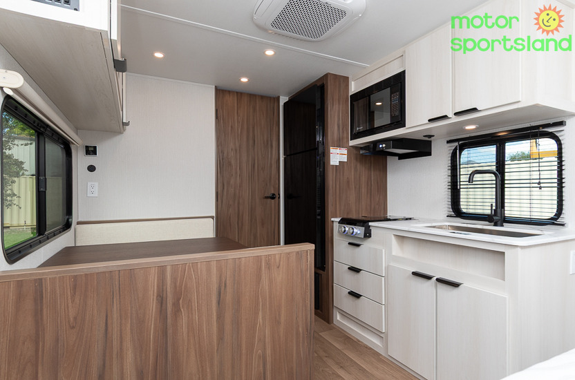 Access 16RB — kitchen