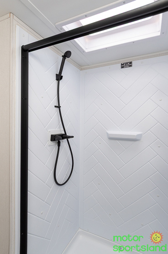 Access 16RB — shower